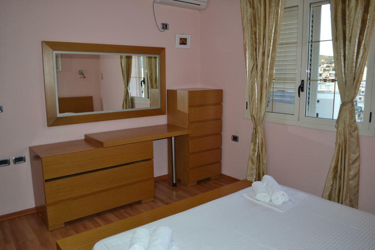 Penthouse 4 Bedrooms Apartment Vlorë 外观 照片