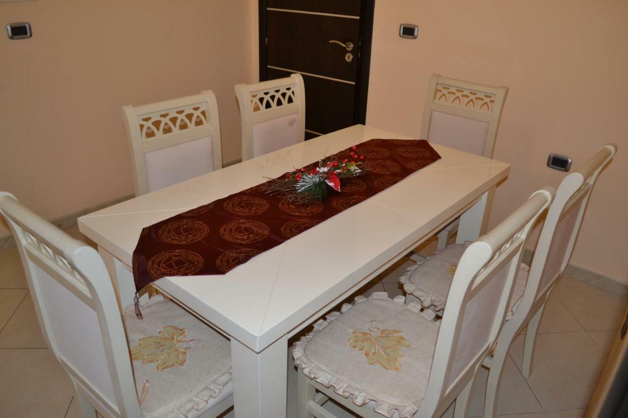 Penthouse 4 Bedrooms Apartment Vlorë 外观 照片