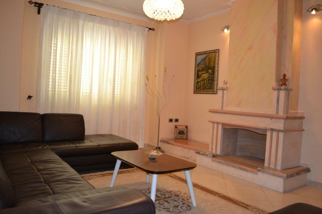 Penthouse 4 Bedrooms Apartment Vlorë 外观 照片