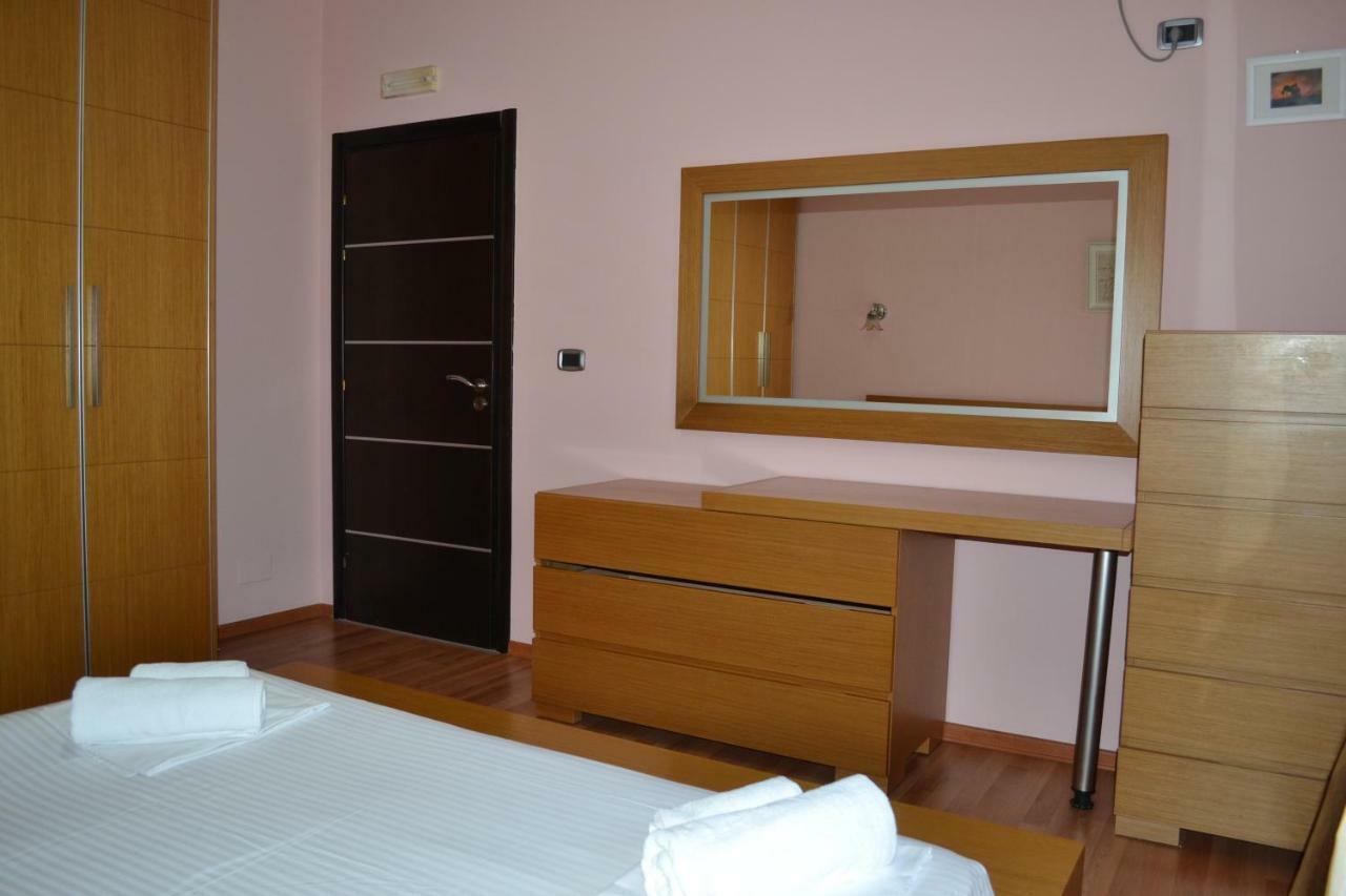 Penthouse 4 Bedrooms Apartment Vlorë 外观 照片