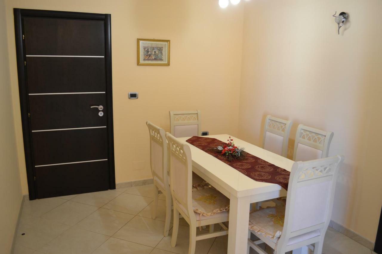 Penthouse 4 Bedrooms Apartment Vlorë 外观 照片